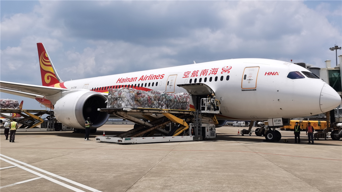  1.2吨毛绒玩具成都到深圳8小时空运当日达航空货运怎么做到的